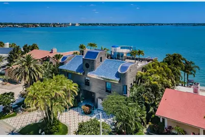 516 Belle Isle Avenue, Belleair Beach, FL 33786 - Photo 1