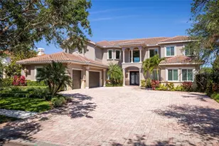 898 Skye Ln, Palm Harbor, FL 34683 - Photo 1