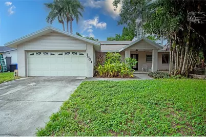 1901 Ohio Avenue NE, Saint Petersburg, FL 33703 - Photo 1