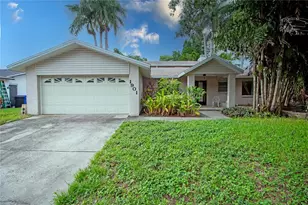1901 Ohio Ave NE, Saint Petersburg, FL 33703 - Photo 1