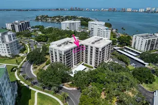 150 Belleview Blvd, Belleair, FL 33756 - Photo 1