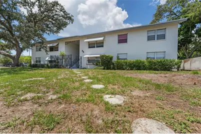 5845 Fairfield Avenue S, Saint Petersburg, FL 33707 - Photo 1