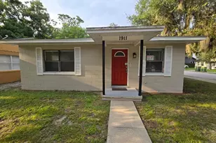 1911 High St, Leesburg, FL 34748 - Photo 1