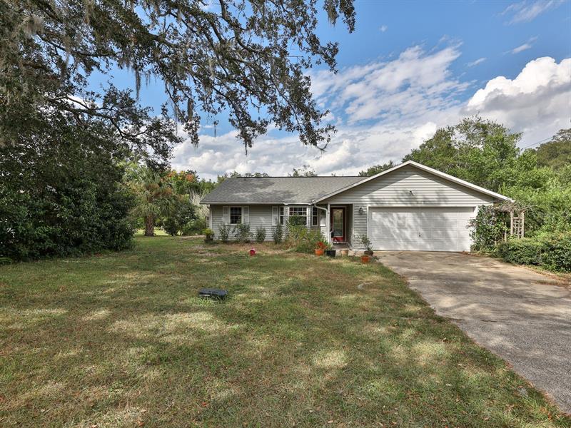 625 E Minnesota Ave, Deland, FL 32724 MLS V4927152 Coldwell Banker