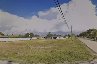 1527 SE 20th Pl, Cape Coral, FL 33990 - Photo 1