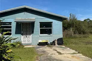 811 Hymon Cir, Bunnell, FL 32110 - Photo 1