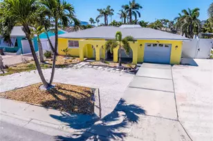 855 Boca Ciega Isle Dr, Saint Pete Beach, FL 33706 - Photo 1