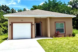 926 Clover St, Deland, FL 32720 - Photo 1