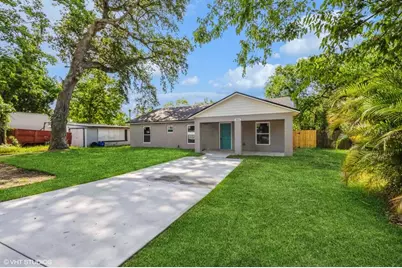 495 6th Street, Holly Hill, FL 32117 - Photo 1