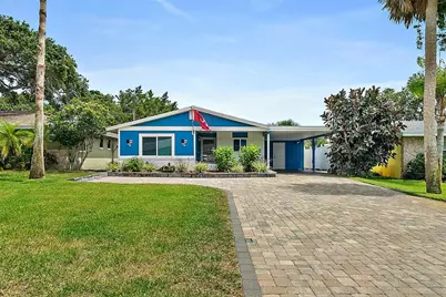 809 E 14th Avenue, New Smyrna Beach, FL 32169 - Photo 1