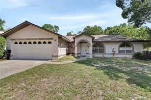 663 E Lansdowne Ave, Orange City, FL 32763 - Photo 1
