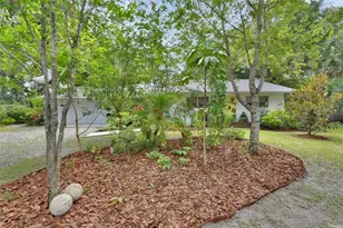 319 N Salisbury Ave, Deland, FL 32720 - Photo 1