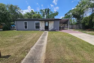 922 Saxon Blvd, Deltona, FL 32725 - Photo 1