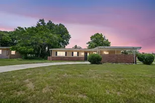 5825 Forest Grove Blvd, Orlando, FL 32808 - Photo 1