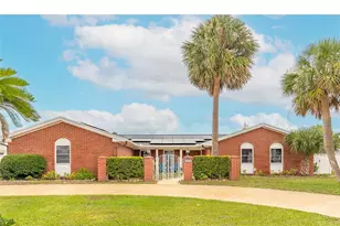 2724 N Halifax Ave, Daytona Beach, FL 32118 - Photo 1