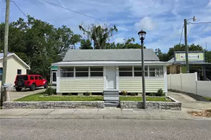 541 Washington St, New Smyrna Beach, FL 32168 - Photo 1