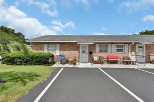 20 Fairway Ct, Deland, FL 32724 - Photo 1