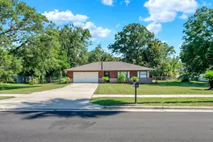 225 W Retta St, De Leon Springs, FL 32130 - Photo 1