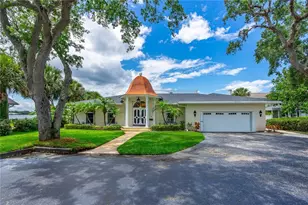 920 John Anderson Dr, Ormond Beach, FL 32176 - Photo 1