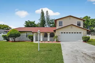 1667 E Shangri-La Dr, Daytona Beach, FL 32119 - Photo 1