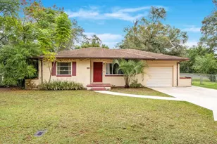525 S Dexter Ave, Deland, FL 32720 - Photo 1