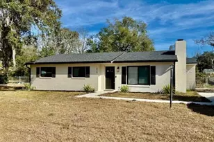 1819 Oak St, Deland, FL 32724 - Photo 1