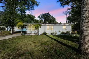 389 Park Ave, Orange City, FL 32763 - Photo 1