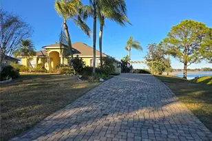 2498 Rusk Ct, Deltona, FL 32738 - Photo 1