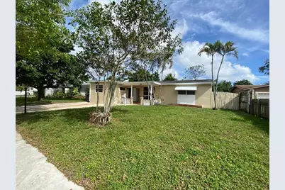 701 N 72nd Terrace, Hollywood, FL 33024 - Photo 1