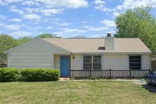 1421 E Palomar Dr, Deltona, FL 32738 - Photo 1