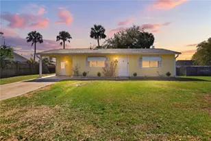 1842 Royal Palm Dr, Edgewater, FL 32141 - Photo 1