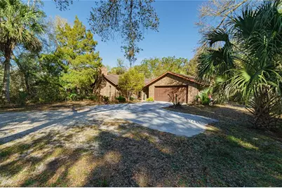 1095 E Graves Avenue, Orange City, FL 32763 - Photo 1