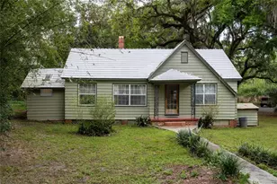 520 Desoto Ave, De Leon Springs, FL 32130 - Photo 1