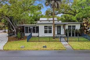 306 S Pine St, New Smyrna Beach, FL 32169 - Photo 1