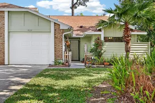 537 Brown Pelican Dr, Daytona Beach, FL 32119 - Photo 1