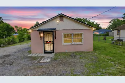 1215 S Delaware Avenue, Deland, FL 32720 - Photo 1