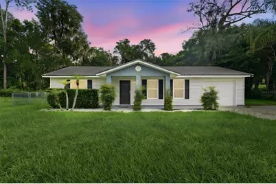 368 E Chelsea Street, Deland, FL 32724 - Photo 1