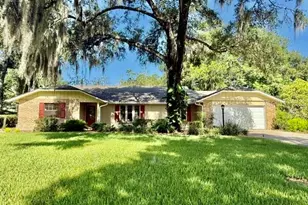 860 N Kansas Ave, Deland, FL 32724 - Photo 1