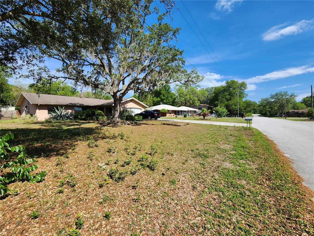 6135 Fairway Dr, Ridge Manor, FL 33523 MLS W7854953 Coldwell Banker