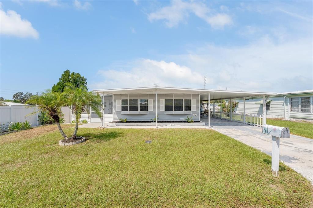 4745 Royal Palm Dr, Zephyrhills, FL 33542 MLS W7857970 Coldwell Banker