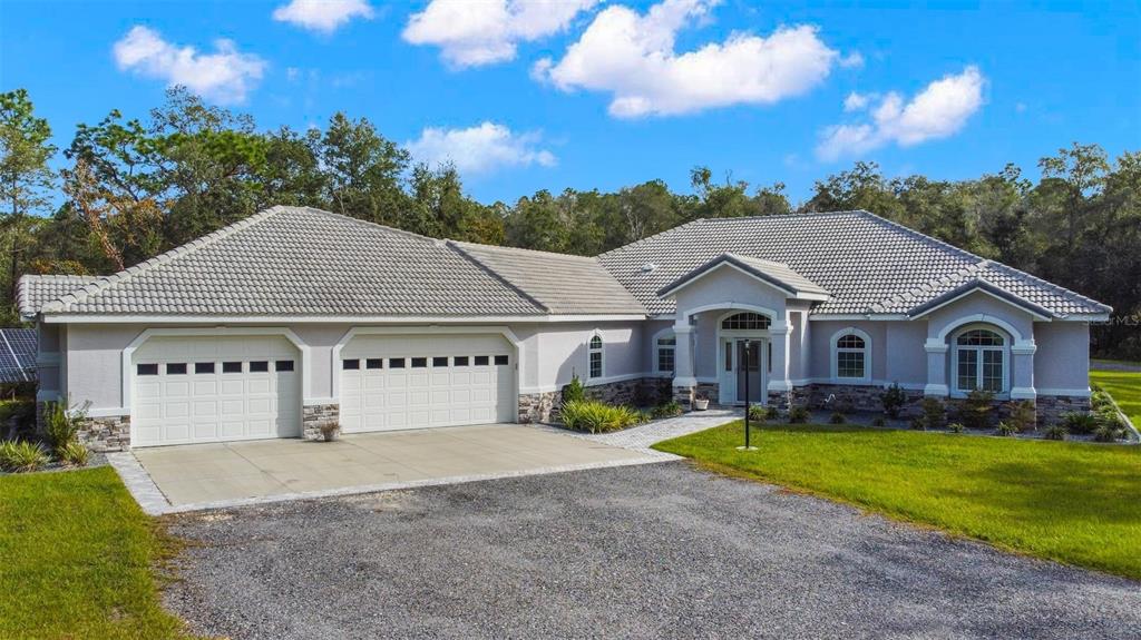 6059 W Crystal Oaks Dr, Lecanto, FL 34461 MLS W7860327 Coldwell Banker