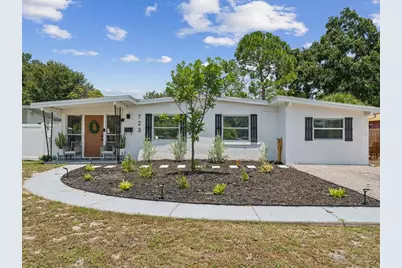 723 62nd Avenue S, Saint Petersburg, FL 33705 - Photo 1