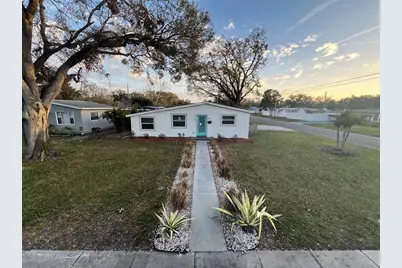 1162 58th Avenue N, Saint Petersburg, FL 33703 - Photo 1