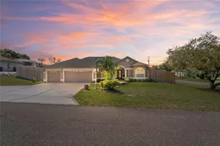 12300 Drake Ln, Spring Hill, FL 34609 - Photo 1