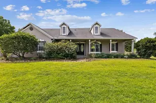 10318 Piper Dr, New Port Richey, FL 34654 - Photo 1