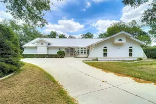 1276 Meredith Dr, Spring Hill, FL 34608 - Photo 1