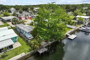 5266 Palisade Dr, Weeki Wachee, FL 34607 - Photo 1