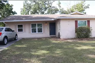 101 Sheryl Lynn Dr, Brandon, FL 33510 - Photo 1