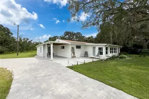 8540 Roseanne Blvd, New Port Richey, FL 34654 - Photo 1