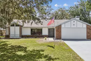 2404 Knoll Dr, Spring Hill, FL 34608 - Photo 1